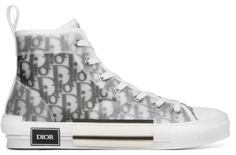 dior b23 high top sneakers.